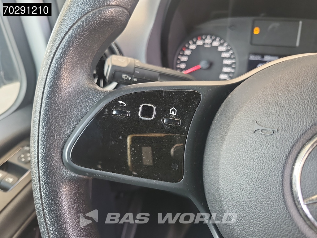 Mercedes-Benz Sprinter 317 CDI Automaat L3H2 Airco Camera Parkeersensoren MBUX CarPlay Euro6 L3 15m3 Airco 19