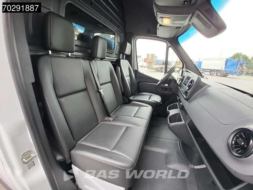 Mercedes-Benz Sprinter 317 CDI Automaat L3H2 Airco Cruise Camera Parkeersensoren MBUX CarPlay Euro6 L3 Maxi 15m3 Airco 14