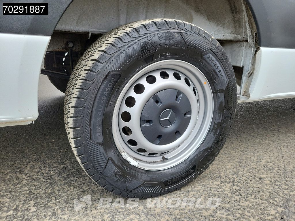 Mercedes-Benz Sprinter 317 CDI Automaat L3H2 Airco Cruise Camera Parkeersensoren MBUX CarPlay Euro6 L3 Maxi 15m3 Airco 20