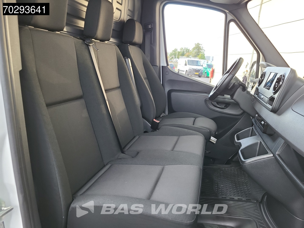 Mercedes-Benz Sprinter 317 CDI Automaat L3H2 Trekhaak Airco Camera MBUX CarPlay Euro6 L3 15m3 Airco Trekhaak 15
