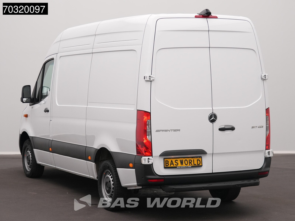 Mercedes-Benz Sprinter 317 CDI Automaat LED 2025 Model L2H2 170PK Navi Airco Cruise Camera MBUX CarPlay Stoelverwarming Euro6 L2 Airco Cruise control 2