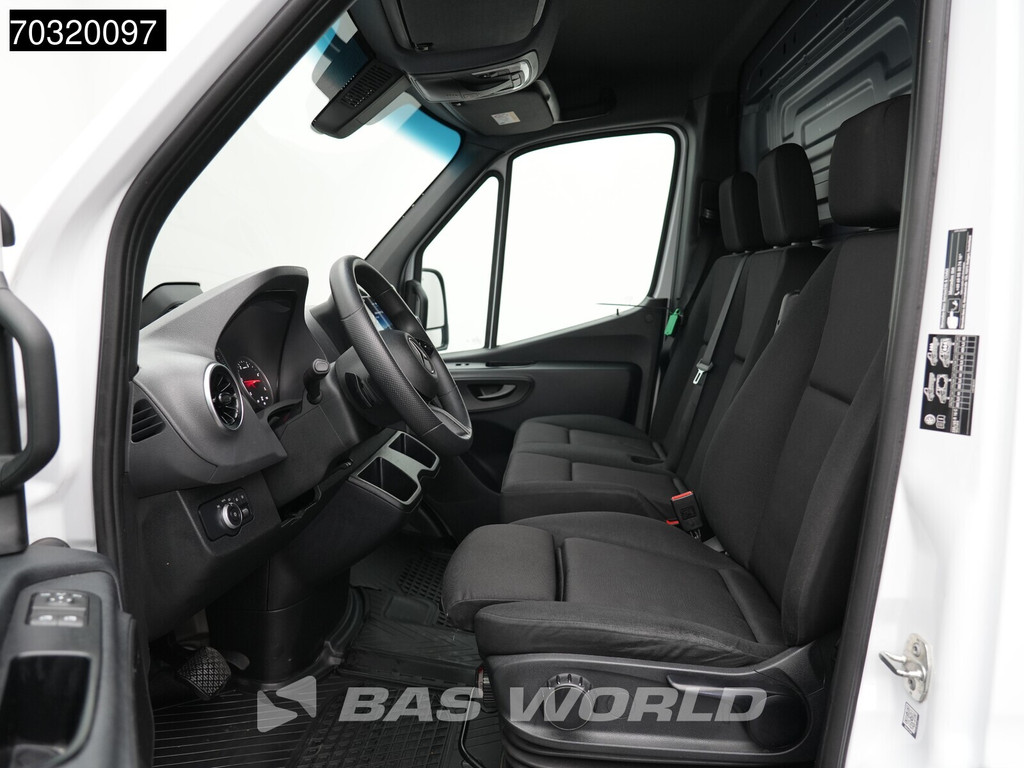 Mercedes-Benz Sprinter 317 CDI Automaat LED 2025 Model L2H2 170PK Navi Airco Cruise Camera MBUX CarPlay Stoelverwarming Euro6 L2 Airco Cruise control 3