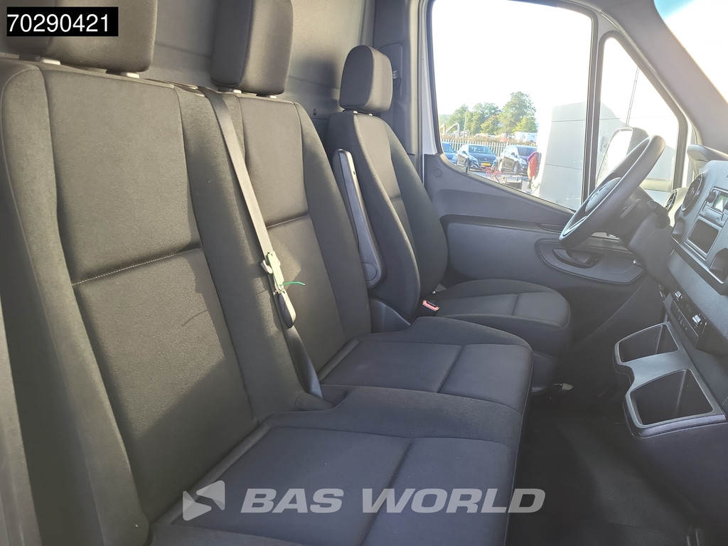 Mercedes-Benz Sprinter 317 CDI Automaat Laadklep Bakwagen 170PK Airco Camera Euro6 Meubelbak Koffer 21m3 Airco 11