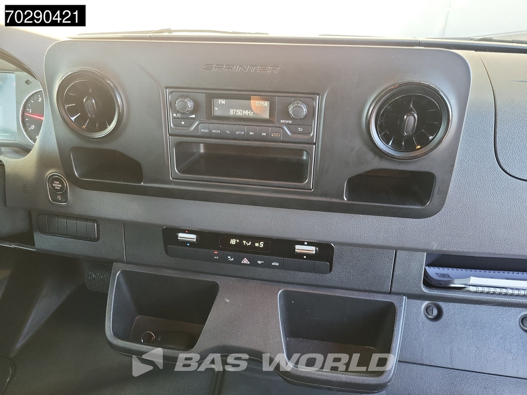 Mercedes-Benz Sprinter 317 CDI Automaat Laadklep Bakwagen 170PK Airco Camera Euro6 Meubelbak Koffer 21m3 Airco 12