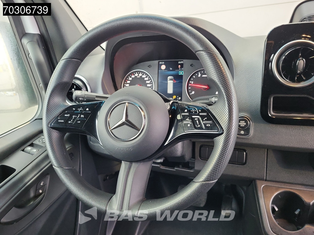 Mercedes-Benz Sprinter 317 CDI COMING SOON! Automaat 2025 Model L3H2 Airco Cruise Camera Parkeersensoren 10inch MBUX CarPlay Euro6 L3 Airco Cruise control 17