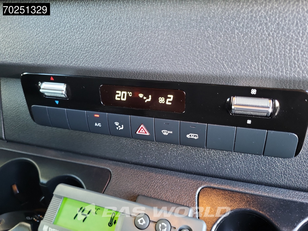 Mercedes-Benz Sprinter 317 CDI Koelwagen L3H2 Thermo King V-200 MAX 230V Stekker Trekhaak Airco Cruise Camera Koeler Koel Kühlwagen 12m3 Airco Trekhaak Cruise control 15