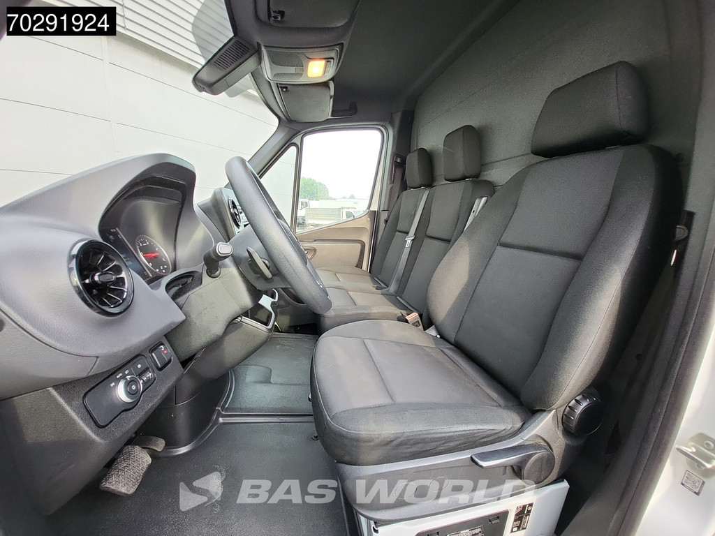 Mercedes-Benz Sprinter 317 CDI Laadklep Automaat Bakwagen 170PK Airco Camera Euro6 Meubelbak Koffer 21m3 Airco 9