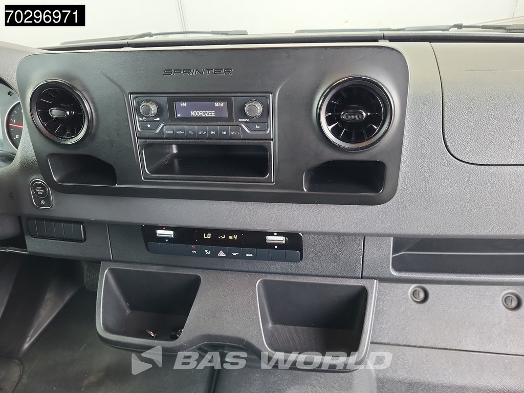 Mercedes-Benz Sprinter 317 CDI Laadklep Automaat Bakwagen 170PK Airco Camera Euro6 Meubelbak Koffer Airco 10
