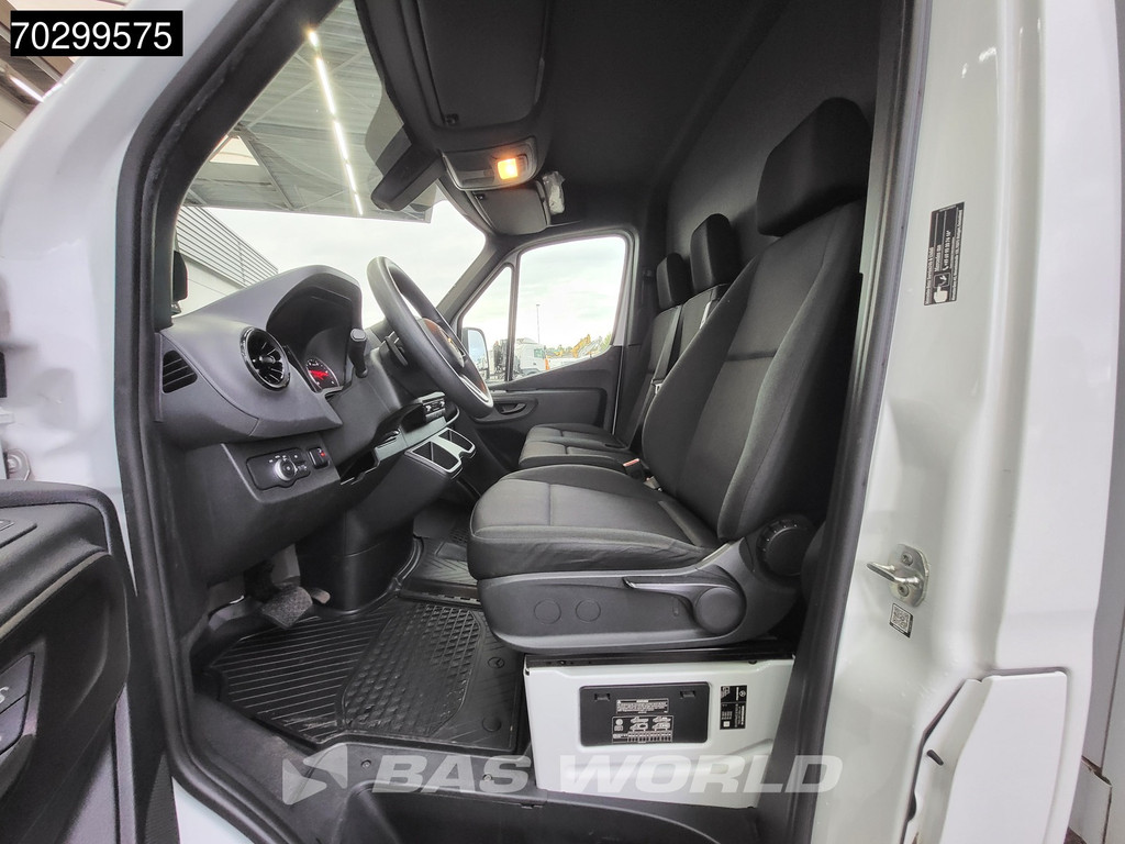 Mercedes-Benz Sprinter 317 CDI Laadklep Automaat Bakwagen 170PK Airco Camera Euro6 Meubelbak Koffer Airco 10