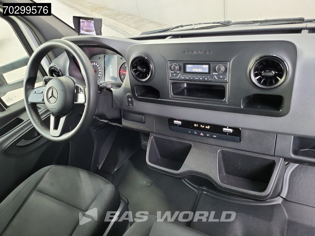 Mercedes-Benz Sprinter 317 CDI Laadklep Automaat Bakwagen 170PK Airco Camera Euro6 Meubelbak Koffer Airco 8