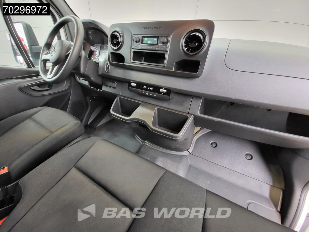 Mercedes-Benz Sprinter 317 CDI Laadklep Automaat Bakwagen 170PK Airco Camera Euro6 Meubelbak Koffer Airco 9