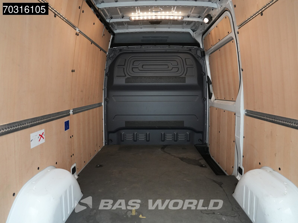 Mercedes-Benz Sprinter 317 CDI Nieuw Model Automaat 170PK L2H2 LED Airco Cruise Camera 10inch MBUX CarPlay Parkeersensoren Euro6 L3 Airco Cruise control 13