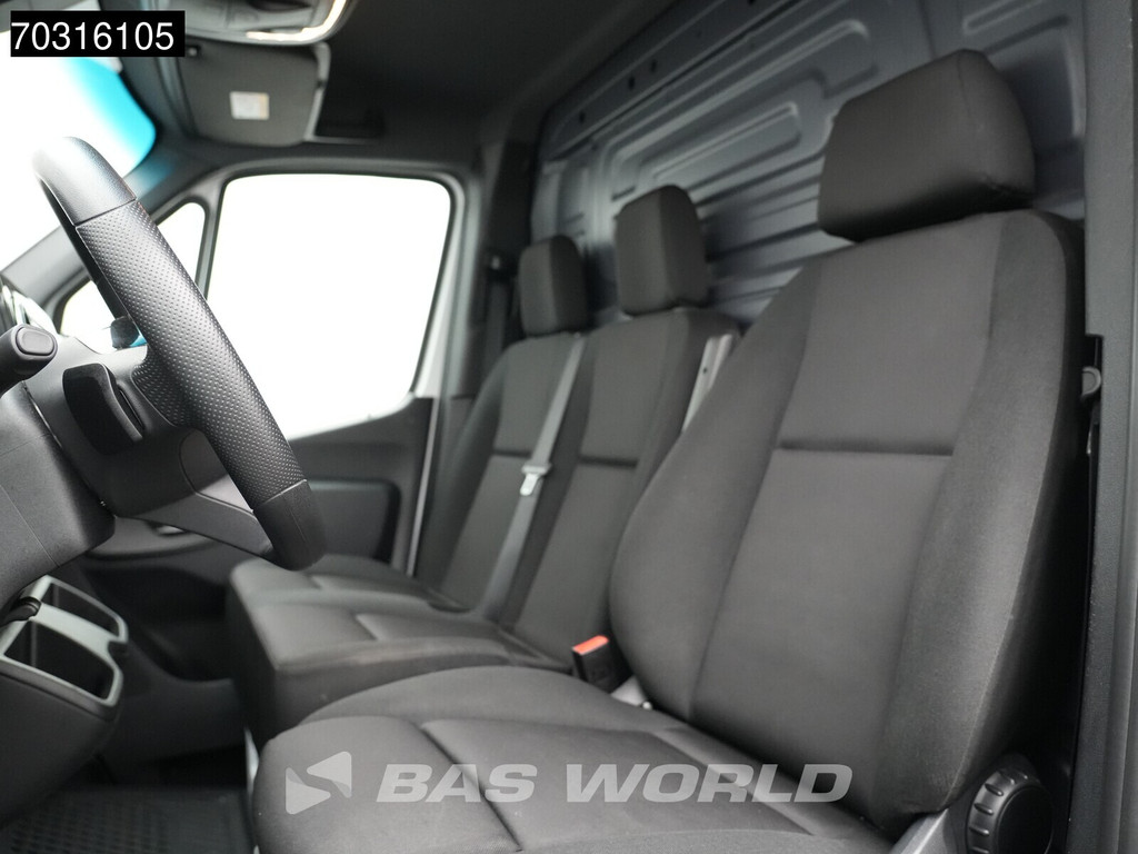 Mercedes-Benz Sprinter 317 CDI Nieuw Model Automaat 170PK L2H2 LED Airco Cruise Camera 10inch MBUX CarPlay Parkeersensoren Euro6 L3 Airco Cruise control 6