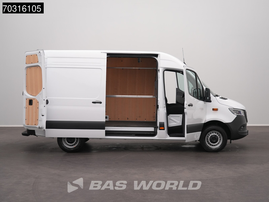 Mercedes-Benz Sprinter 317 CDI Nieuw Model Automaat 170PK L2H2 LED Airco Cruise Camera 10inch MBUX CarPlay Parkeersensoren Euro6 L3 Airco Cruise control 9