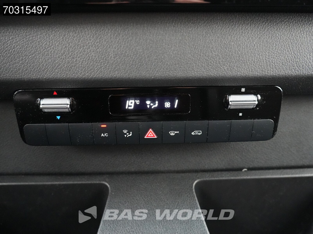 Mercedes-Benz Sprinter 317 CDI Nieuw Model Automaat 170PK L2H2 LED Navi Airco Cruise Camera Parkeersensoren 10inch MBUX CarPlay Euro6 L2 Airco Cruise control 17