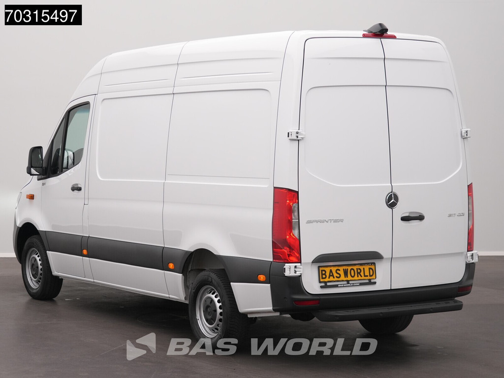Mercedes-Benz Sprinter 317 CDI Nieuw Model Automaat 170PK L2H2 LED Navi Airco Cruise Camera Parkeersensoren 10inch MBUX CarPlay Euro6 L2 Airco Cruise control 2