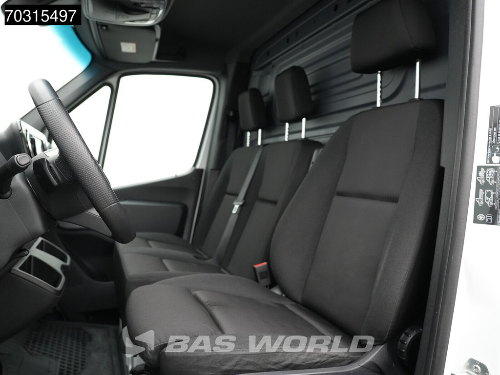 Mercedes-Benz Sprinter 317 CDI Nieuw Model Automaat 170PK L2H2 LED Navi Airco Cruise Camera Parkeersensoren 10inch MBUX CarPlay Euro6 L2 Airco Cruise control 6