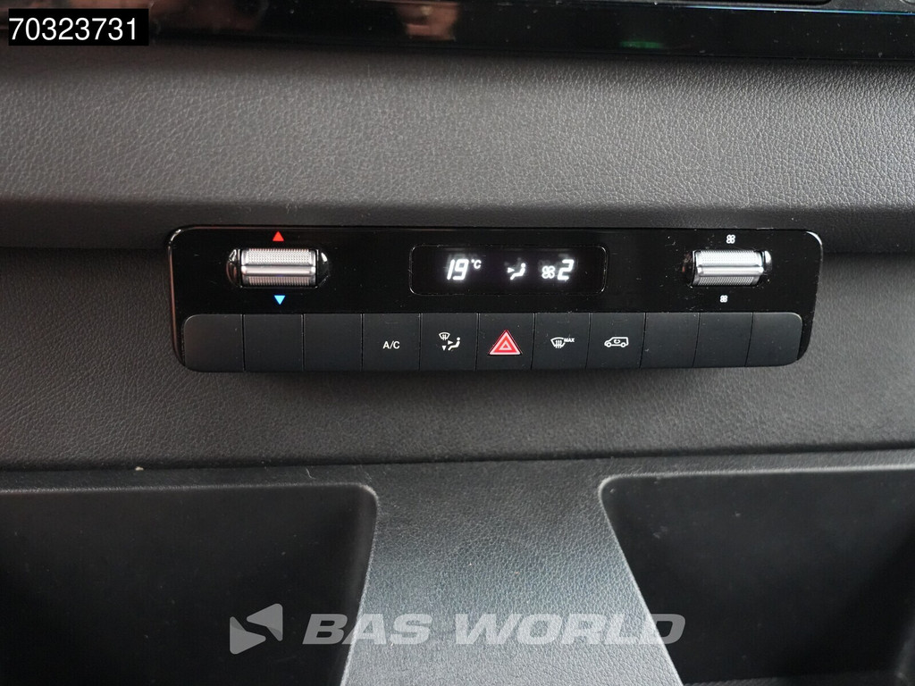 Mercedes-Benz Sprinter 317 CDI Nieuw Model Automaat 170PK L2H2 Navi Airco Cruise Camera Parkeersensoren 10inch MBUX CarPlay Euro6 L2 Airco Cruise control 13