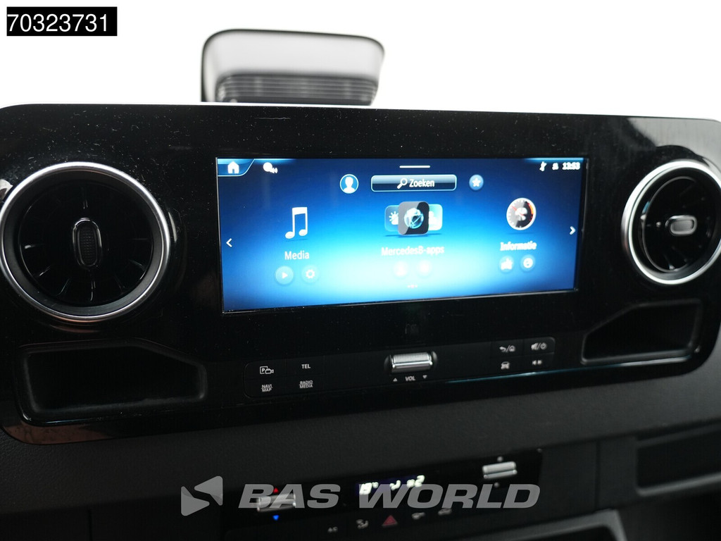 Mercedes-Benz Sprinter 317 CDI Nieuw Model Automaat 170PK L2H2 Navi Airco Cruise Camera Parkeersensoren 10inch MBUX CarPlay Euro6 L2 Airco Cruise control 18