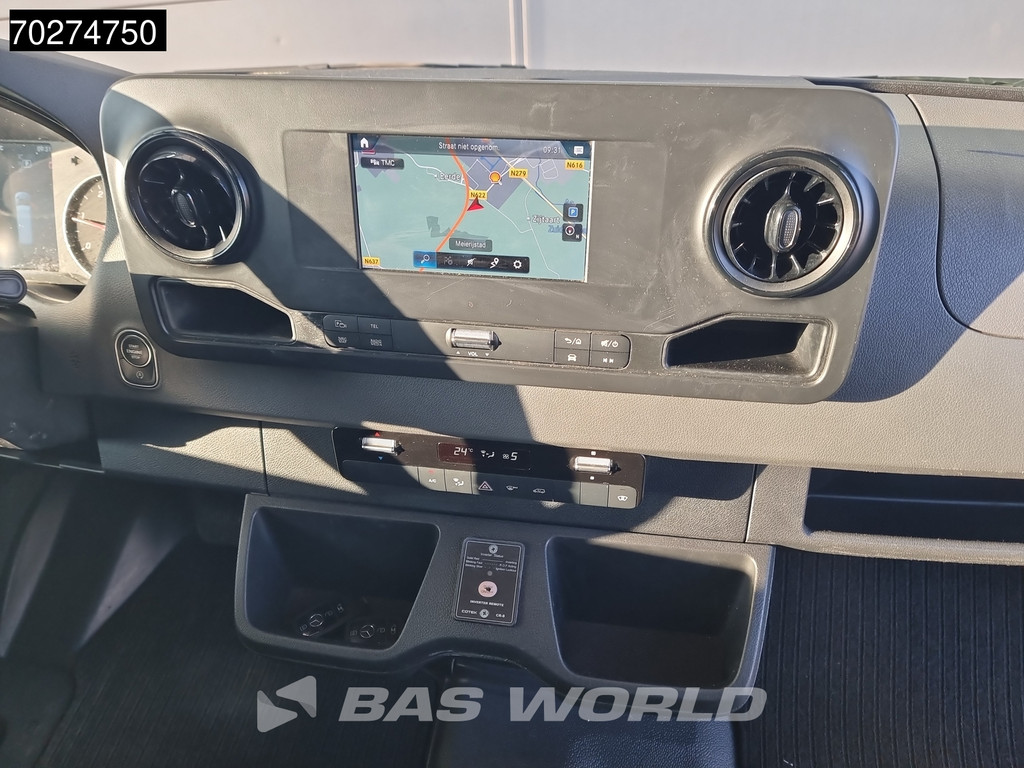 Mercedes-Benz Sprinter 319 CDI 3.0L Automaat 190PK V6 Navi ACC Trekhaak Camera L2 11m3 Airco Trekhaak 10