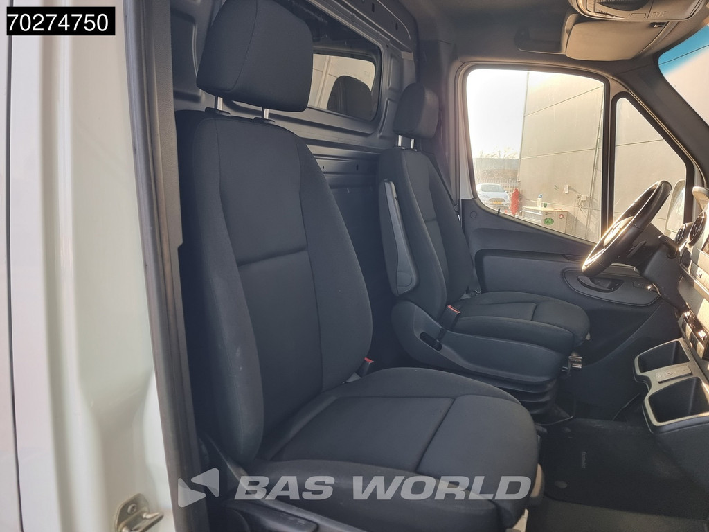 Mercedes-Benz Sprinter 319 CDI 3.0L Automaat 190PK V6 Navi ACC Trekhaak Camera L2 11m3 Airco Trekhaak 13