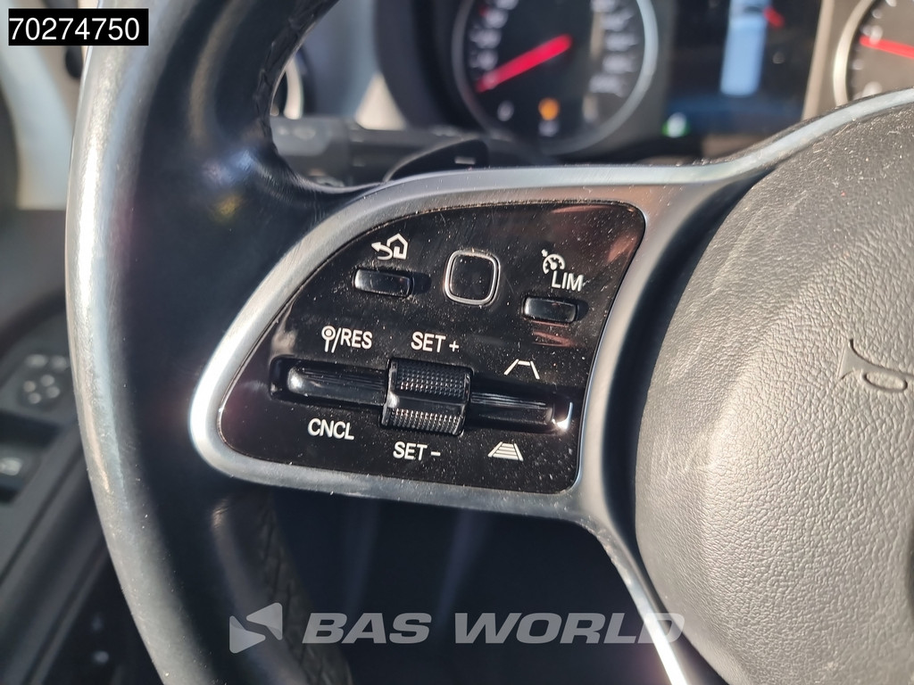 Mercedes-Benz Sprinter 319 CDI 3.0L Automaat 190PK V6 Navi ACC Trekhaak Camera L2 11m3 Airco Trekhaak 16