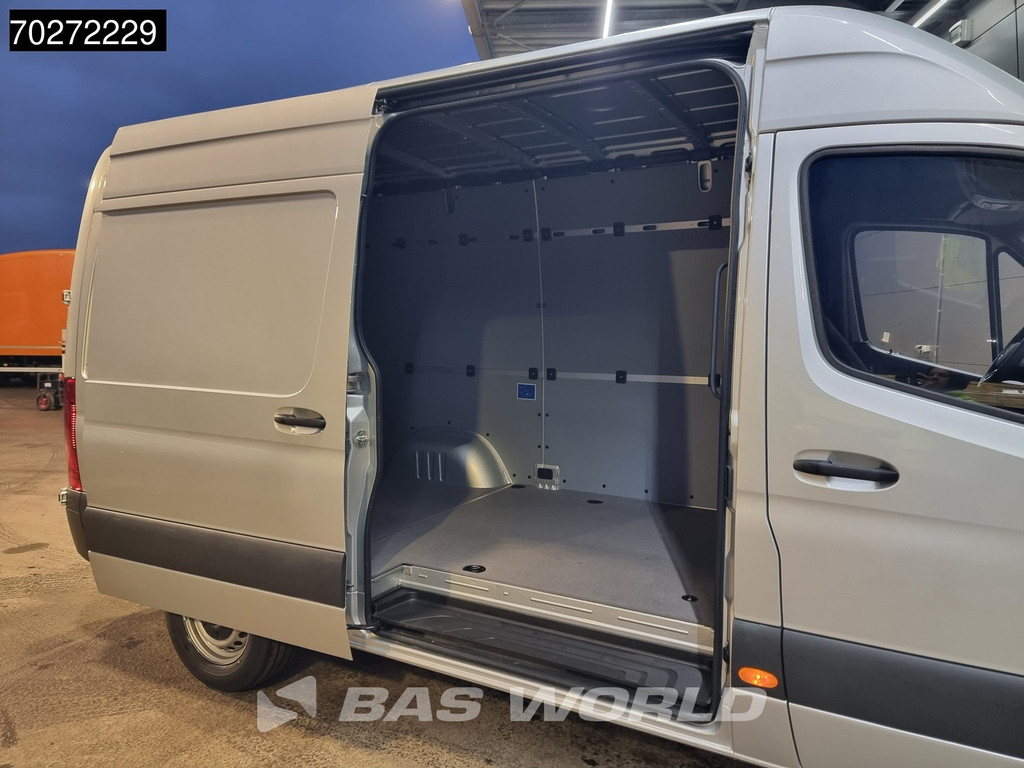 Mercedes-Benz Sprinter 319 CDI Automaat L2H2 3,5t Trekhaak 190pk Camera Cruise Airco Carplay L2 10m3 Airco Trekhaak Cruise control 8