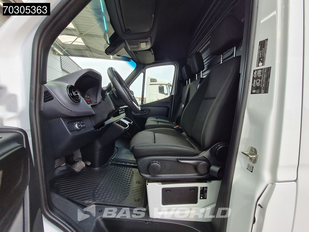 Mercedes-Benz Sprinter 319 CDI Automaat L2H2 Airco Cruise Camera MBUX CarPlay Euro6 L2 Airco Cruise control 13