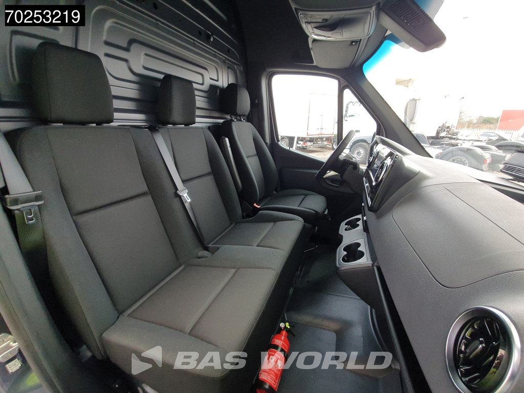 Mercedes-Benz Sprinter 319 CDI Automaat L2H2 model 2025 Camera MBUX LED Airco Cruise 10m3 Airco Cruise control 11
