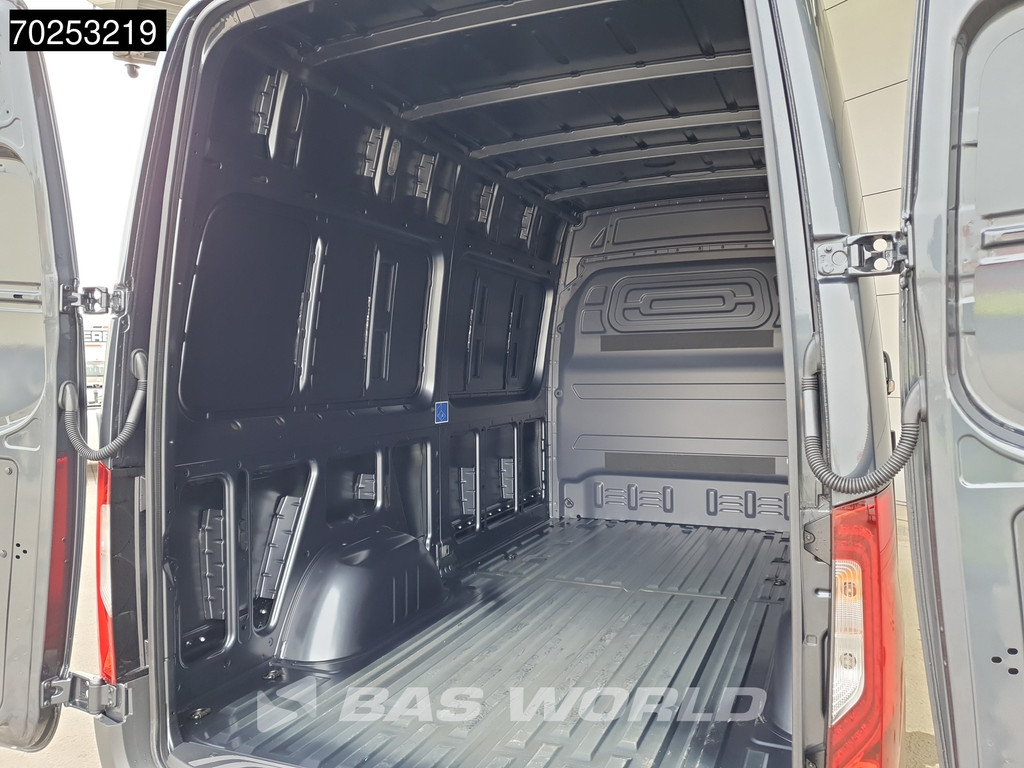 Mercedes-Benz Sprinter 319 CDI Automaat L2H2 model 2025 Camera MBUX LED Airco Cruise 10m3 Airco Cruise control 7