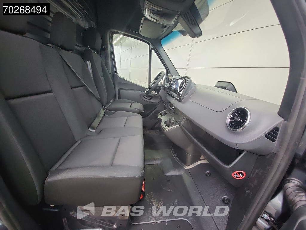 Mercedes-Benz Sprinter 319 CDI Automaat L2H2 model 2025 Camera MBUX LED Airco Cruise 11m3 Airco Cruise control 11