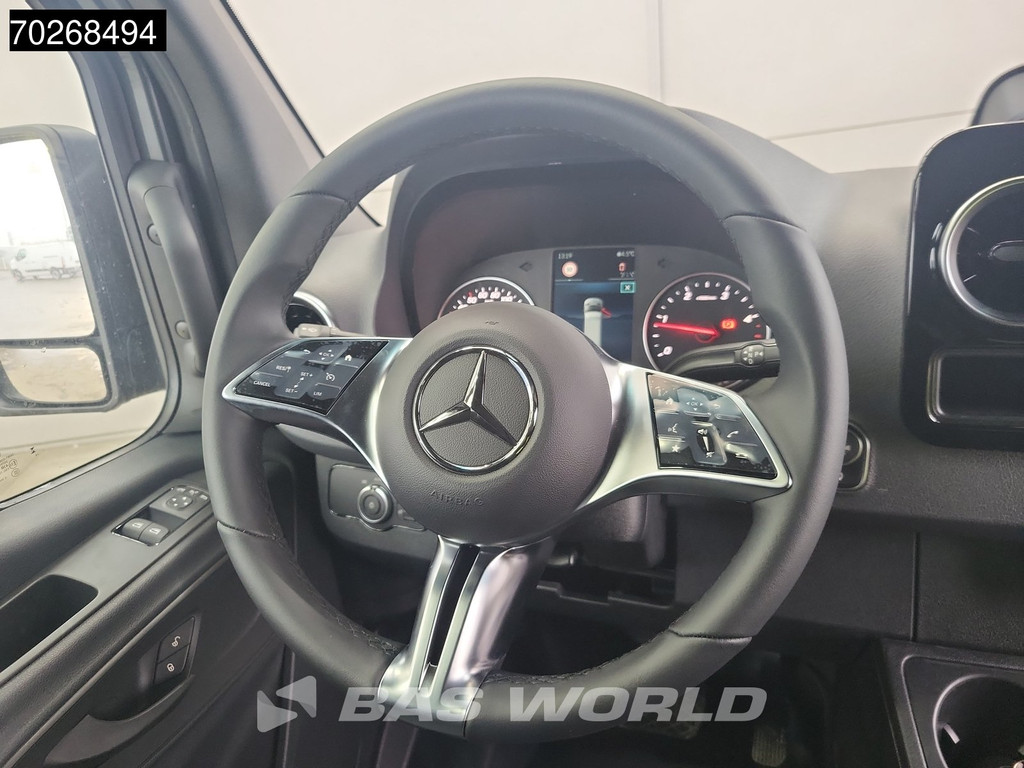 Mercedes-Benz Sprinter 319 CDI Automaat L2H2 model 2025 Camera MBUX LED Airco Cruise 11m3 Airco Cruise control 12