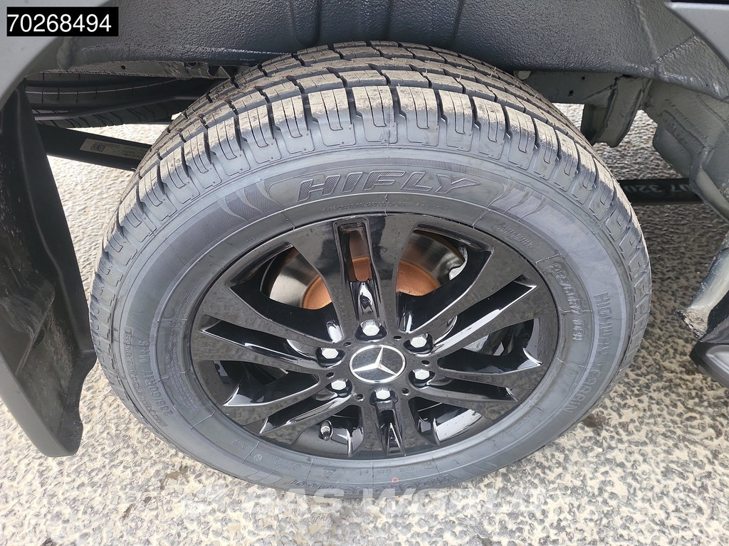 Mercedes-Benz Sprinter 319 CDI Automaat L2H2 model 2025 Camera MBUX LED Airco Cruise 11m3 Airco Cruise control 9