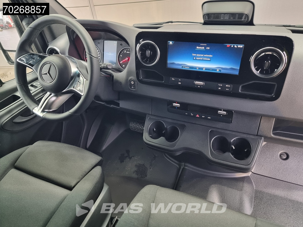 Mercedes-Benz Sprinter 319 CDI Automaat L2H2 model 2025 Camera MBUX LED Airco Cruise Airco Cruise control 8