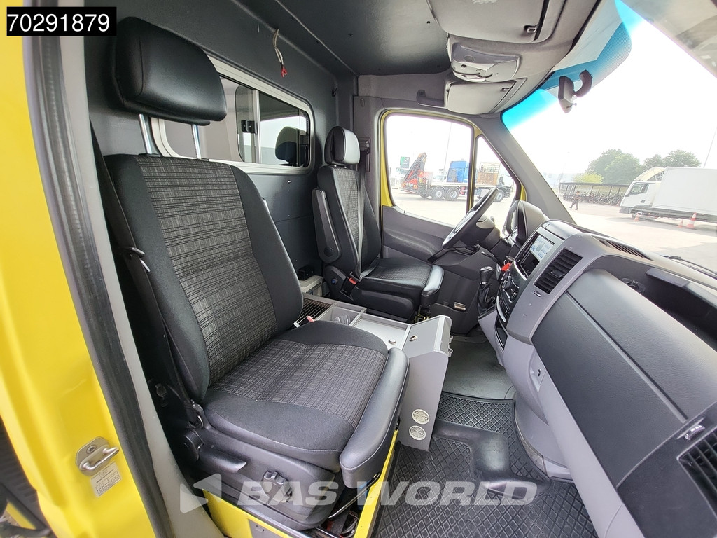 Mercedes-Benz Sprinter 319 CDI Marge! 3.0L V6 Automaat 2x Schuifdeur Airco Cruise Euro6 Krankenwagen Rettungswagen 8m3 Airco Cruise control 20