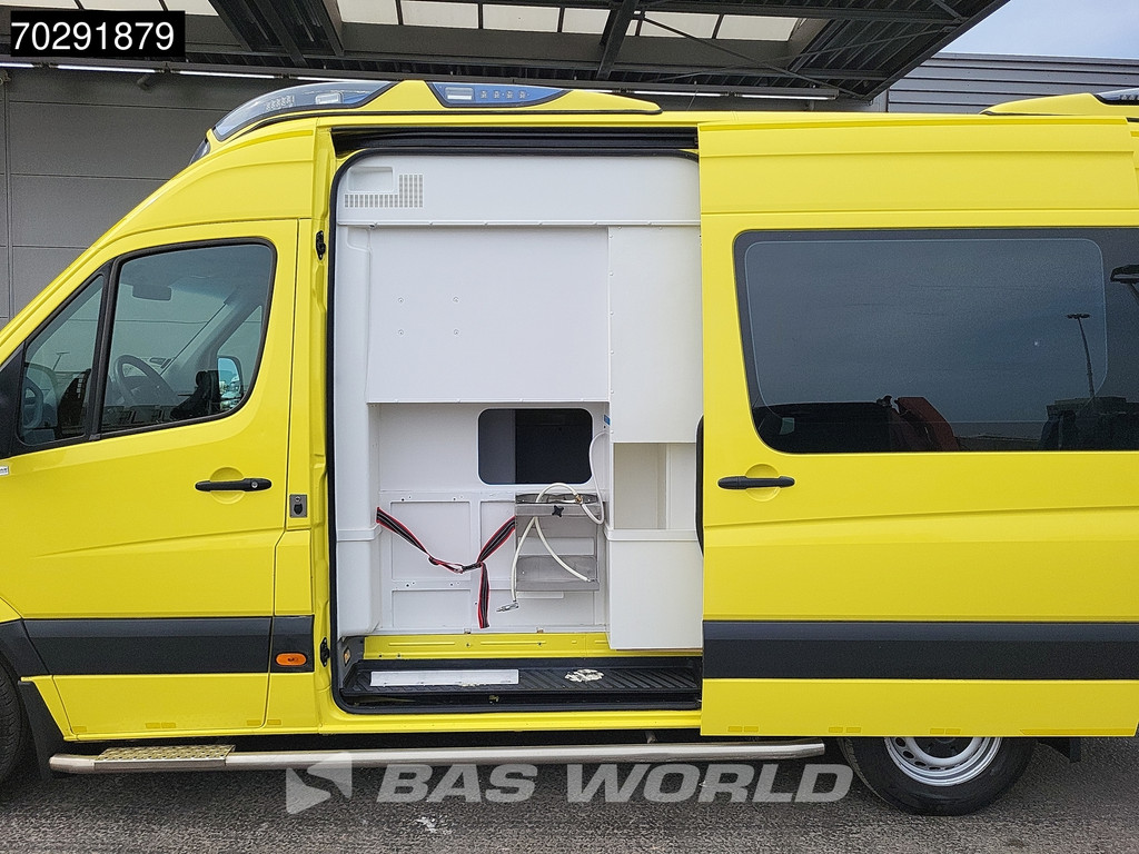 Mercedes-Benz Sprinter 319 CDI Marge! 3.0L V6 Automaat 2x Schuifdeur Airco Cruise Euro6 Krankenwagen Rettungswagen 8m3 Airco Cruise control 8