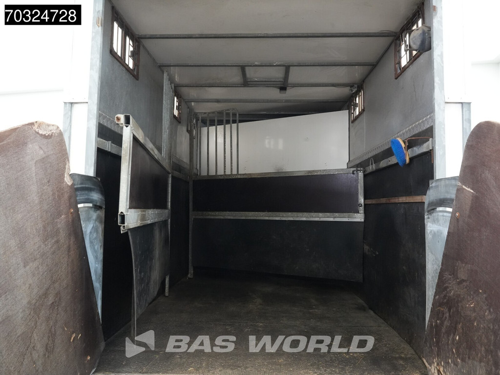 Mercedes-Benz Sprinter 412 D Dubbellucht Paardenwagen Horsetruck Pferdenwagen Veevervoer 13