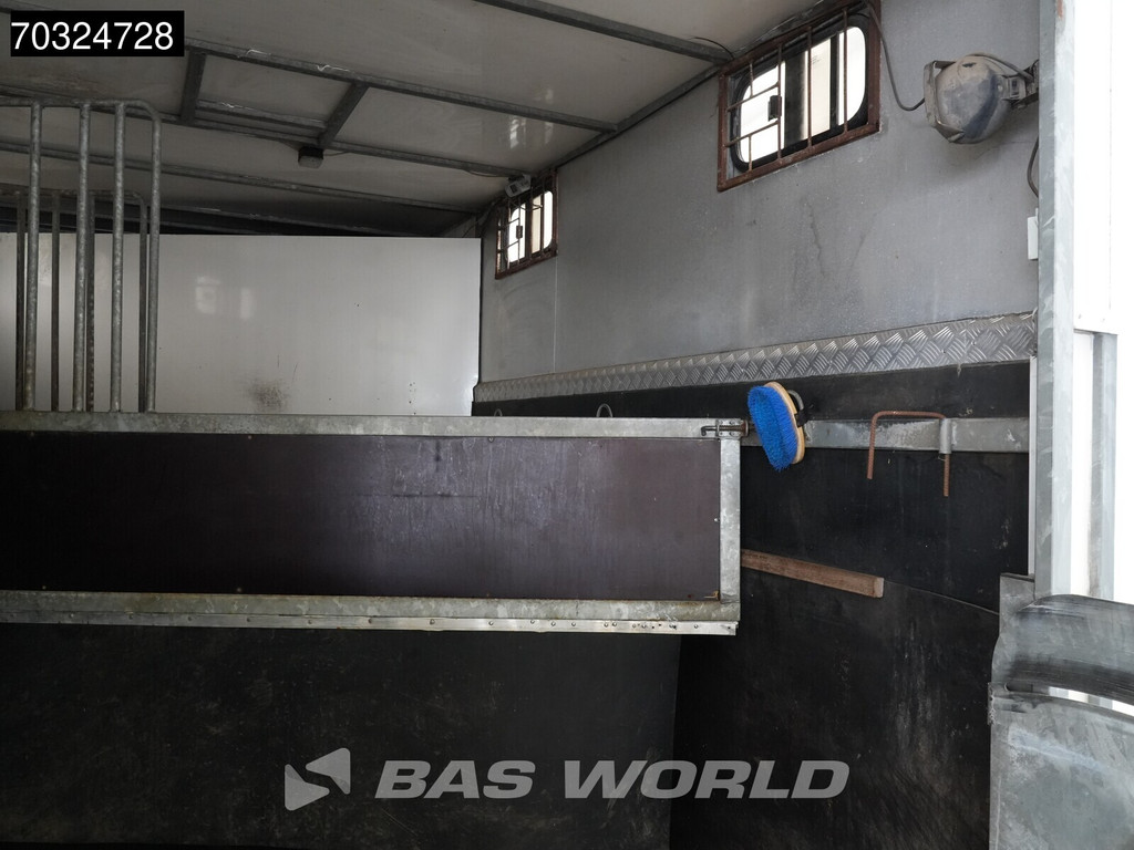 Mercedes-Benz Sprinter 412 D Dubbellucht Paardenwagen Horsetruck Pferdenwagen Veevervoer 15
