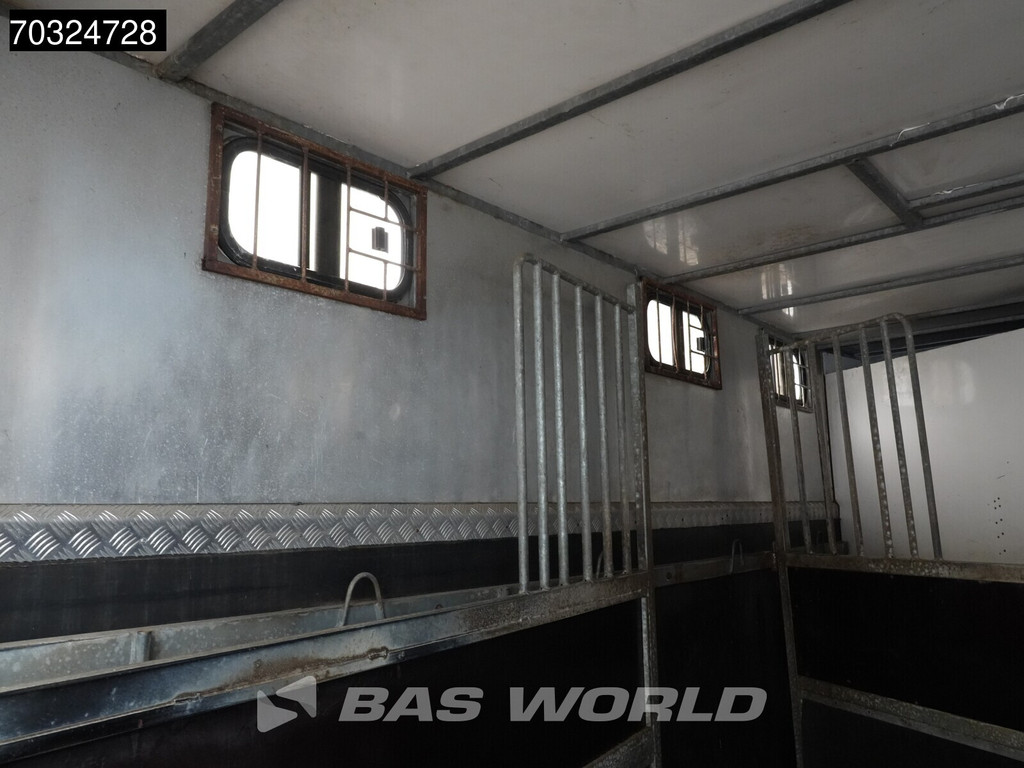 Mercedes-Benz Sprinter 412 D Dubbellucht Paardenwagen Horsetruck Pferdenwagen Veevervoer 16