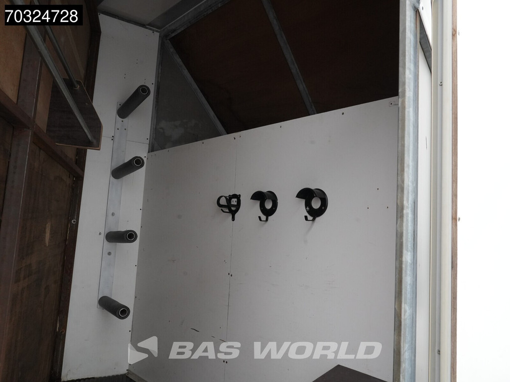 Mercedes-Benz Sprinter 412 D Dubbellucht Paardenwagen Horsetruck Pferdenwagen Veevervoer 17