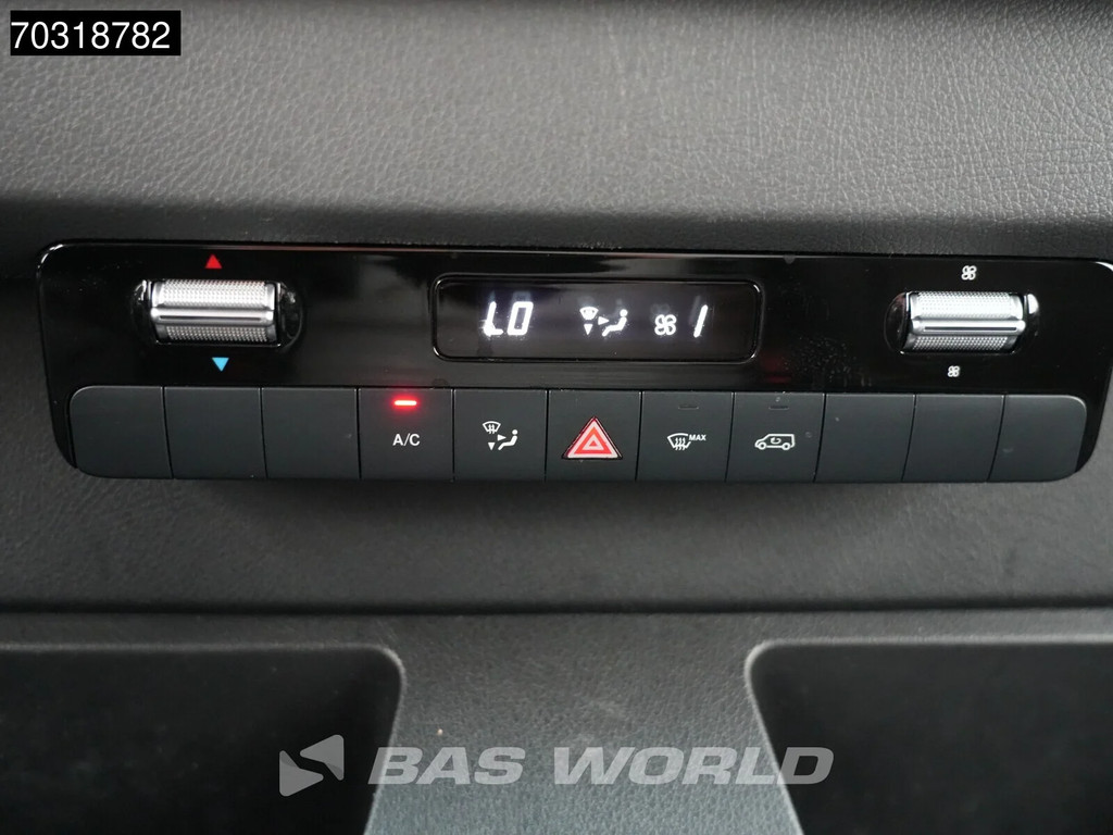 Mercedes-Benz Sprinter 514 CDI Automaat Dubbellucht Achterdeuren Bakwagen Airco Cruise Euro6 Meubelbak Koffer Airco Cruise control 17