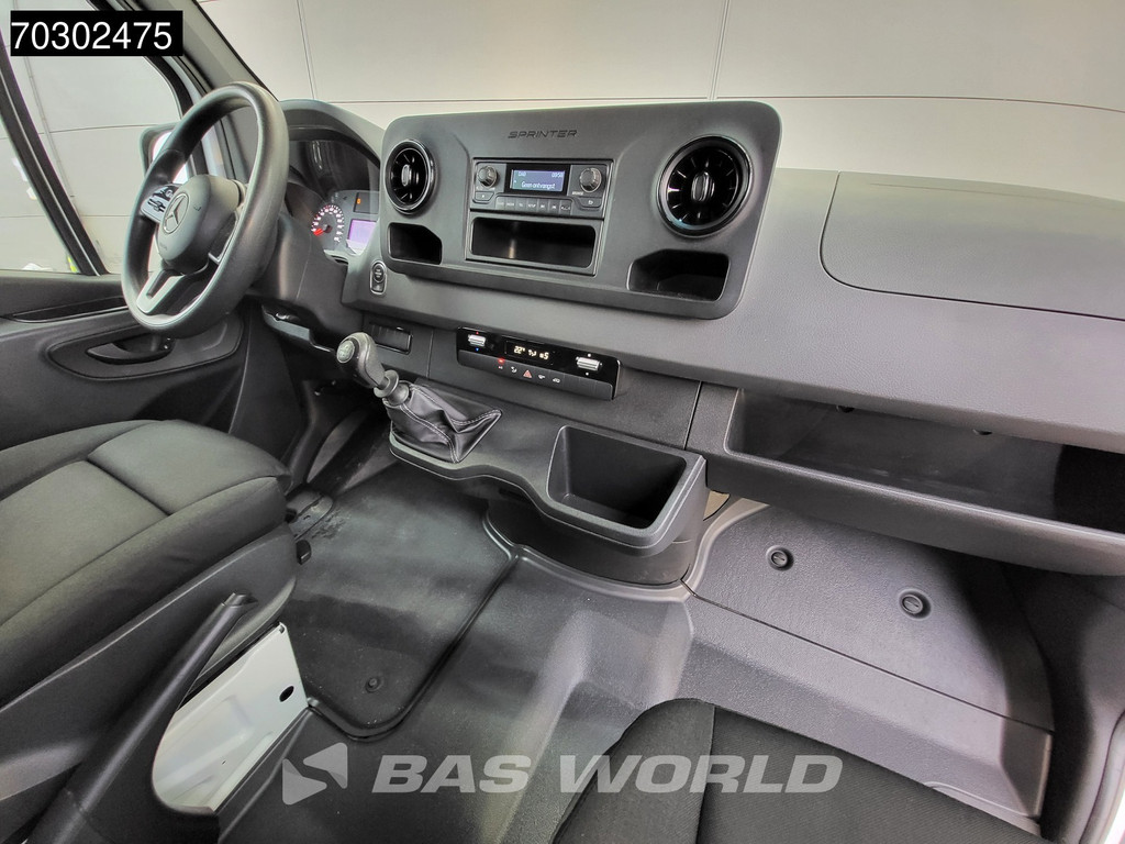 Mercedes-Benz Sprinter 514 CDI Dubbel Cabine Kipper met Kist Dubbellucht 3,5t Trekhaak Airco Cruise Euro6 Tipper Benne Kipper DC Doka Airco Trekhaak Cruise control 10