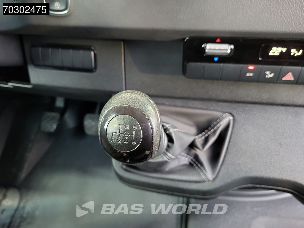 Mercedes-Benz Sprinter 514 CDI Dubbel Cabine Kipper met Kist Dubbellucht 3,5t Trekhaak Airco Cruise Euro6 Tipper Benne Kipper DC Doka Airco Trekhaak Cruise control 17