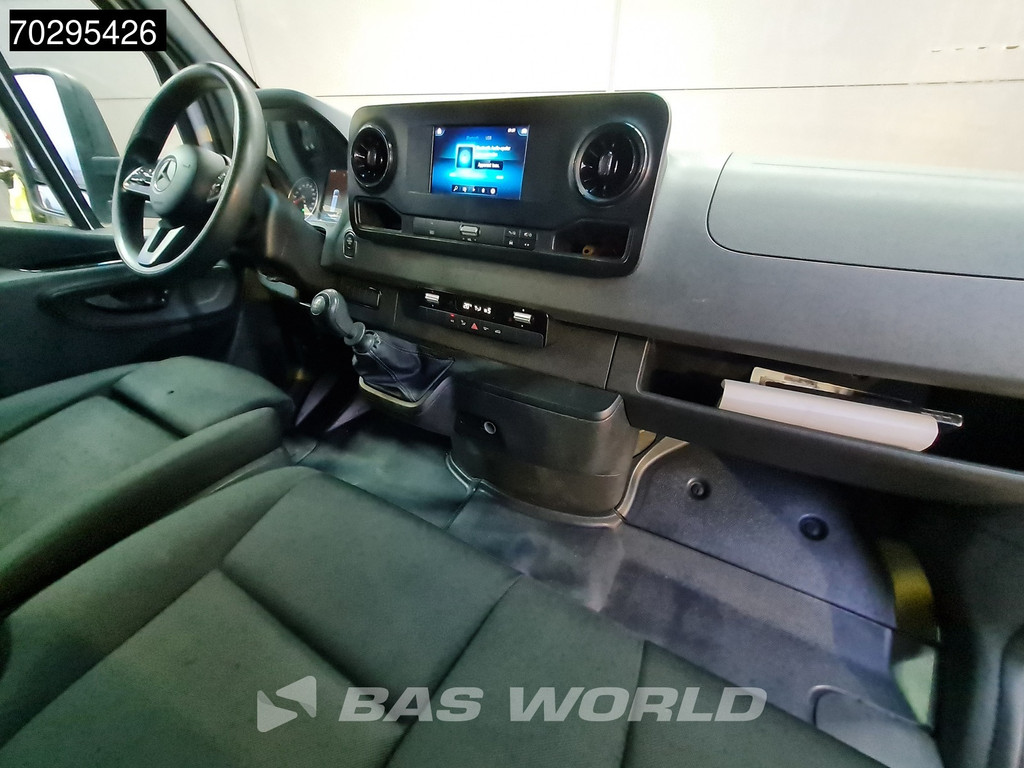 Mercedes-Benz Sprinter 514 CDI Laadklep Dubbellucht Zijdeur Bakwagen Airco Cruise MBUX CarPlay DHollandia Euro6 Meubelbak Koffer Airco Cruise control 13
