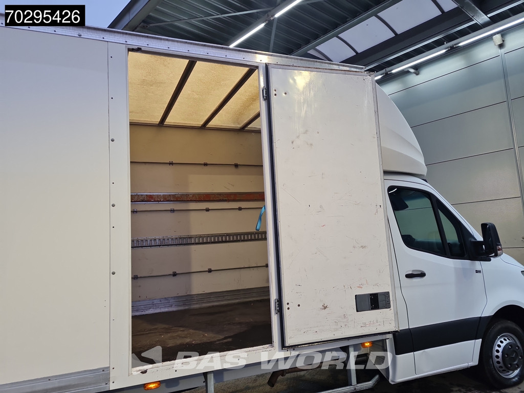 Mercedes-Benz Sprinter 514 CDI Laadklep Dubbellucht Zijdeur Bakwagen Airco Cruise MBUX CarPlay DHollandia Euro6 Meubelbak Koffer Airco Cruise control 9