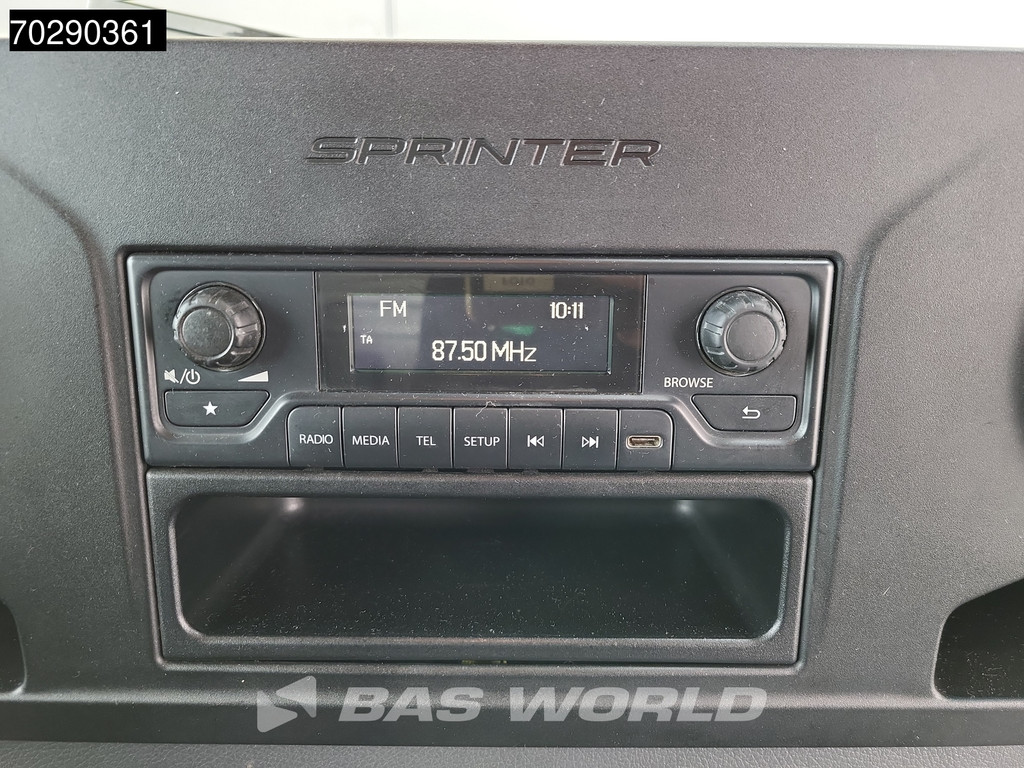 Mercedes-Benz Sprinter 514 CDI Laadklep Zijdeur Bakwagen Dubbellucht Airco Cruise Camera DHollandia Euro6 Meubelbak Koffer 20m3 Airco Cruise control 15