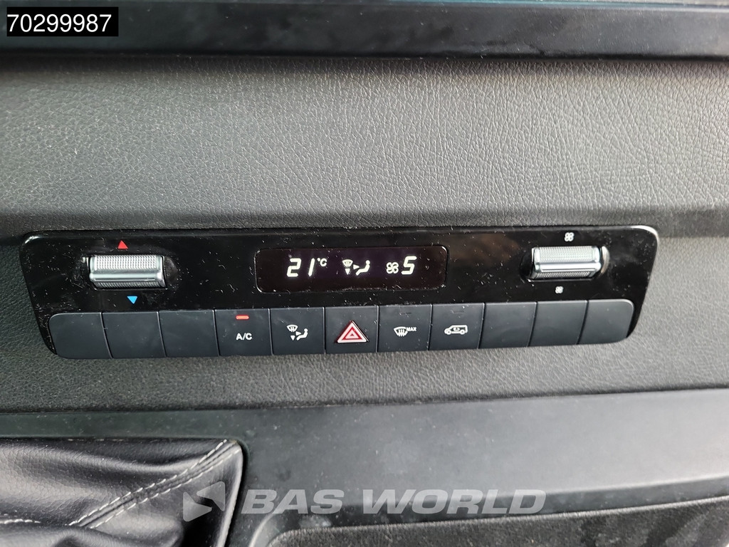 Mercedes-Benz Sprinter 514 CDI Laadklep Zijdeur Dubbellucht Bakwagen Airco Cruise MBUX CarPlay DHollandia Euro6 Meubelbak Koffer Airco Cruise control 15