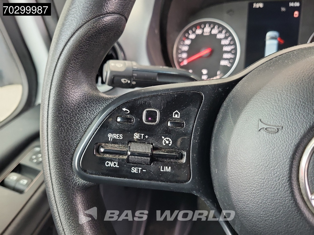 Mercedes-Benz Sprinter 514 CDI Laadklep Zijdeur Dubbellucht Bakwagen Airco Cruise MBUX CarPlay DHollandia Euro6 Meubelbak Koffer Airco Cruise control 19