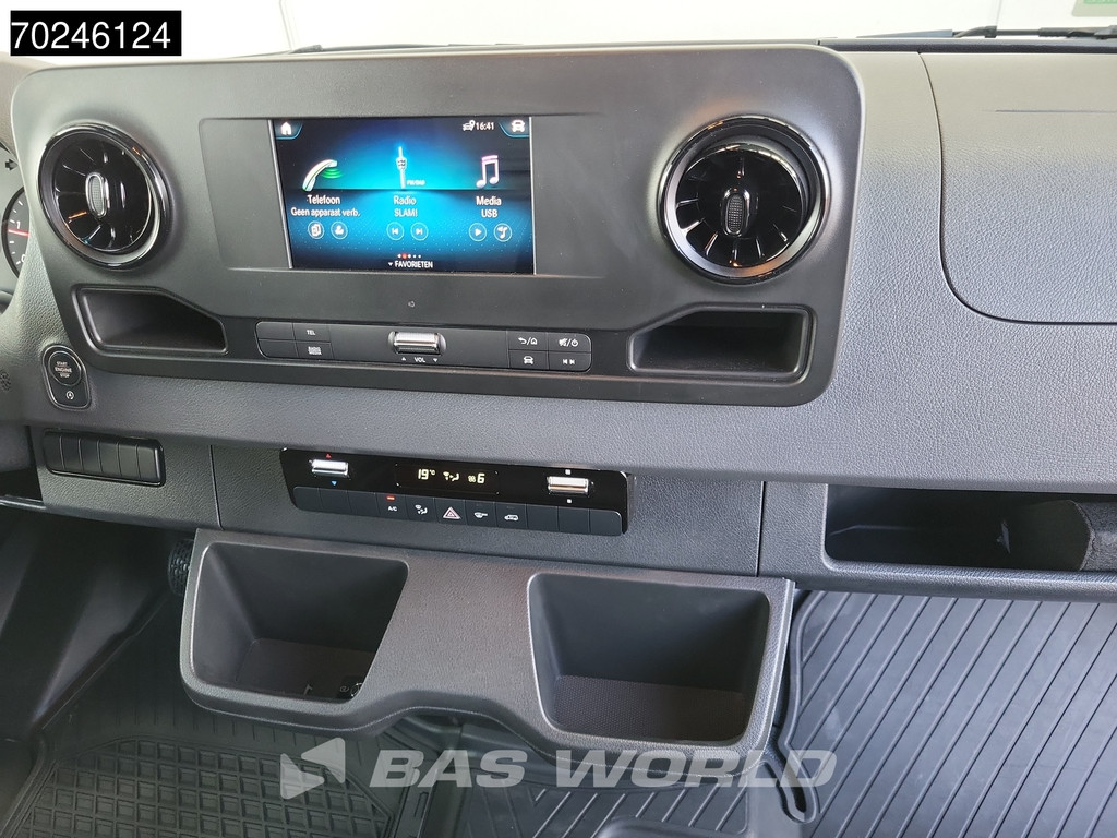 Mercedes-Benz Sprinter 515 CDI Automaat 1000kg Laadklep Zijdeur Dubbellucht Bakwagen MBUX Airco Cruise CarPlay DHollandia Euro6 Koffer Meubelbak 21m3 Airco Cruise control 14
