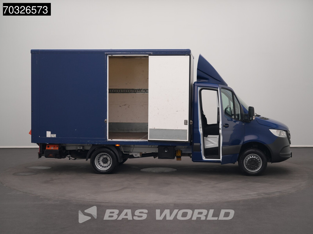 Mercedes-Benz Sprinter 515 CDI Laadklep Zijdeur Dubbellucht Bakwagen Airco Cruise DHollandia Euro6 Meubelbak Koffer Airco Cruise control 7